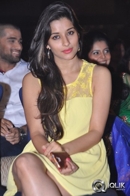Madhurima-at-Love-You-Bangaram-Audio-Launch